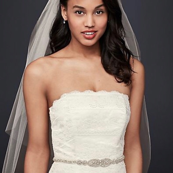 Ivory lace wedding dress brand new - Picture 3 of 6